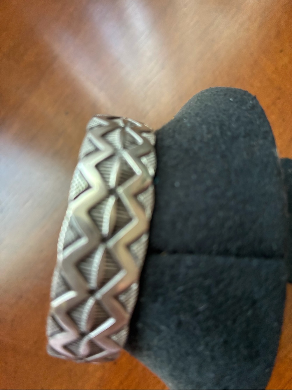 Silver Zigzag Pattern Bangle Bracelet